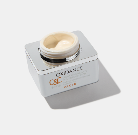 KEENWELL Crema Antioxidante Multidefensa Vit. C+C FPS15 | Crema de Día Antiedad con Acción Antioxidante, Hidratante y Protector Solar para Pieles Estresadas y Expuestas a Agresiones Medioambientales.